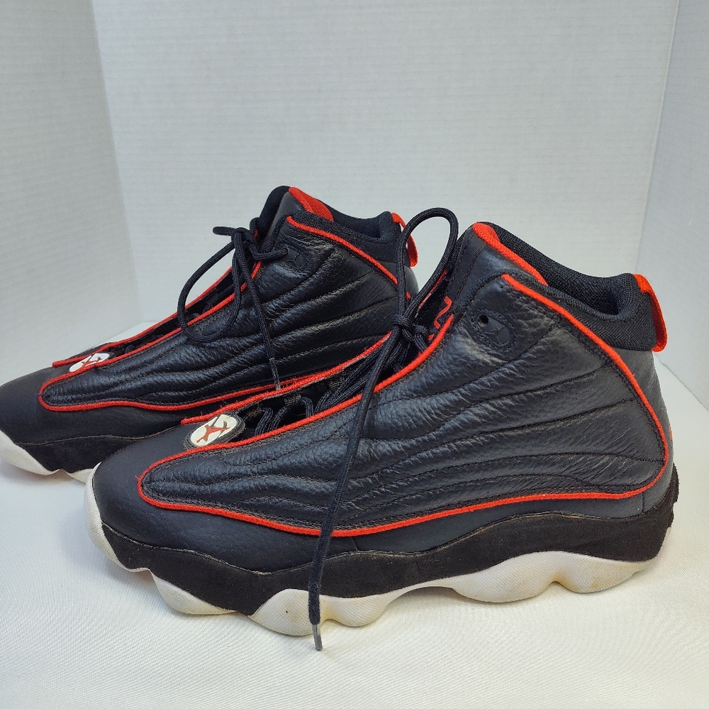 Nike Air Jordan Pro Strong Black Red Mid Top Basketball Shoes Men's Sz 11.5